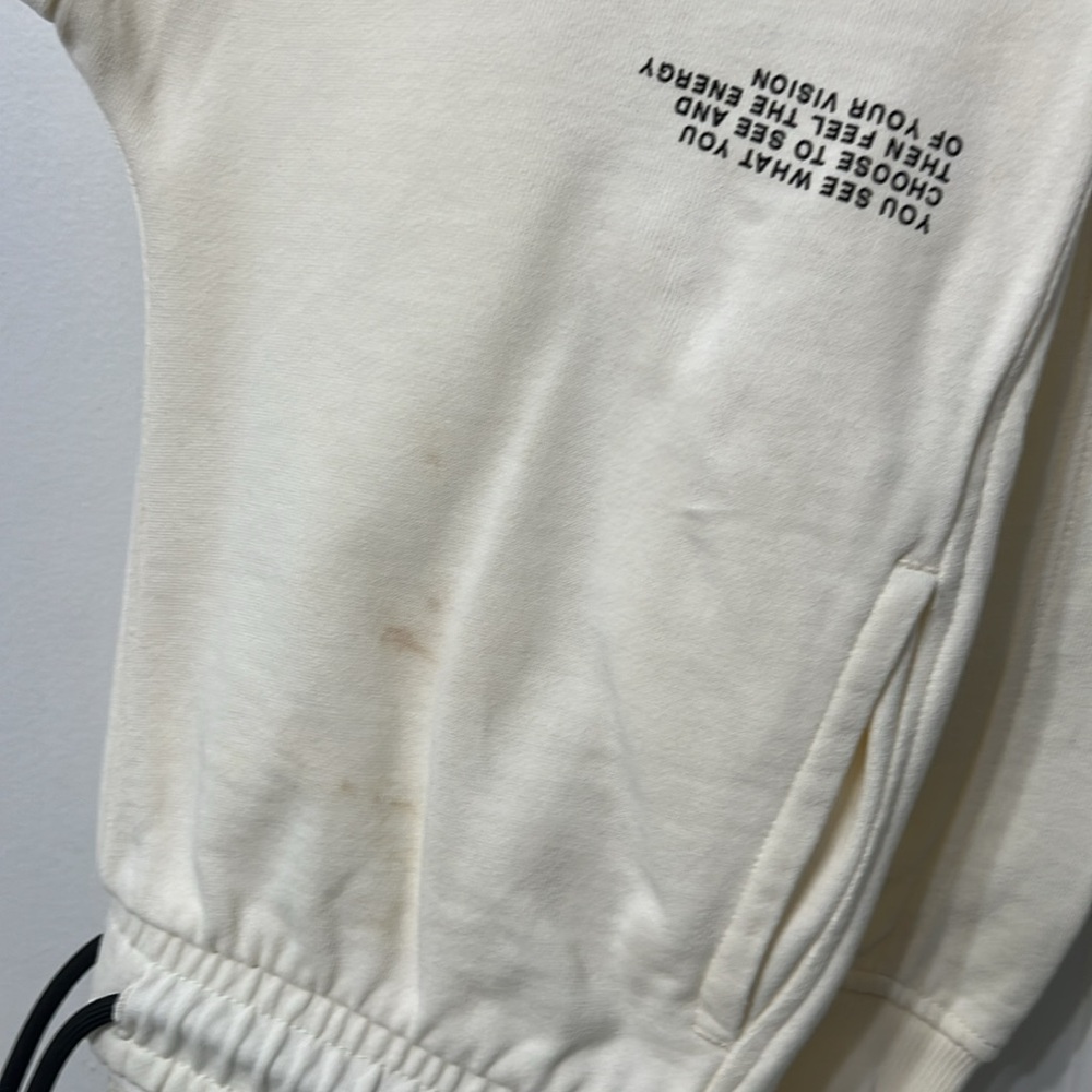 Cream Sweatshirt and Joggers Set with Black Text Zara boys 9 yo - Picture 5 of 6